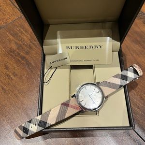 Authentic Burberry check nova watch